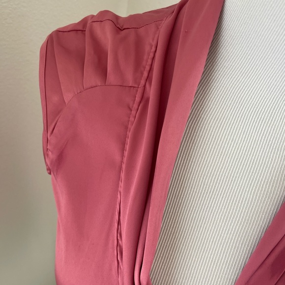 Ladie’s Front Tie Blouse Size Small - Picture 9 of 12